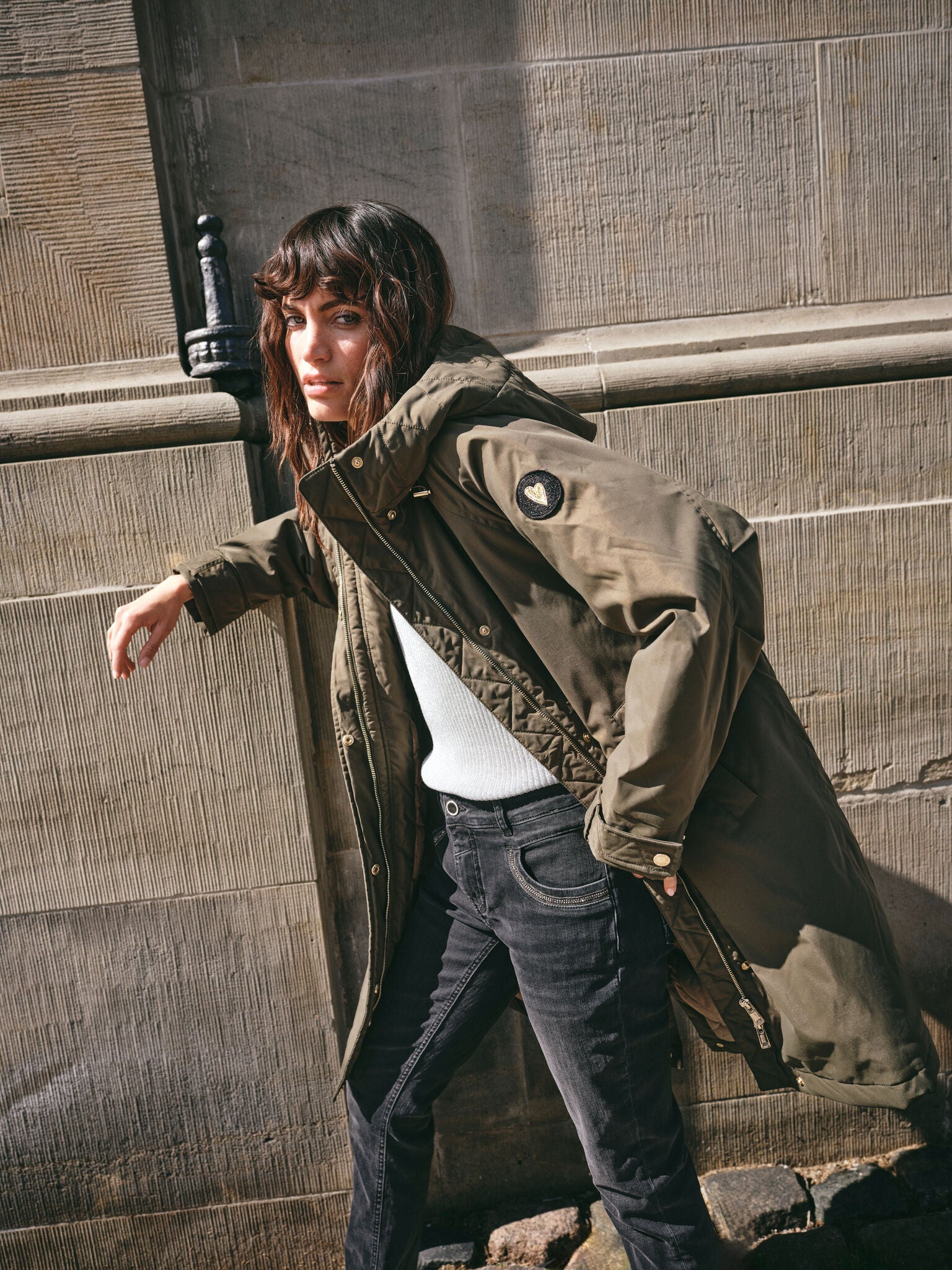 Modelshot / Forest Night / Detail